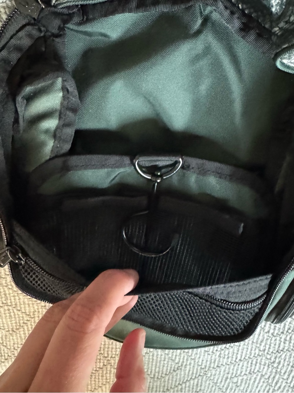 L.L. Bean Dark Green small travel toiletry bag - Picture 2 of 5